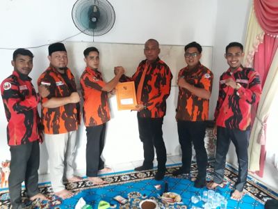 Ketua PAC PP Bangkinang, Terima SK Dari Ketua MPC PP Kabupaten Kampar