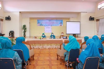 Ketua TP PKK Rasidah Alfedri buka kegiatan Pengembangan Tim Penggerak PKK   Se Kabupaten Siak