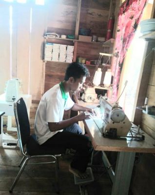 Kisah Inspiratif, Aris Penyandang Disabilitas Tetap Semangat Meski Istimewa