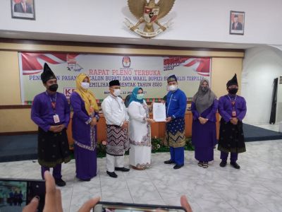 KPU Bengkalis Menetapkan Pemenang Bupati  Bengkalis Kasmarni Bagus
