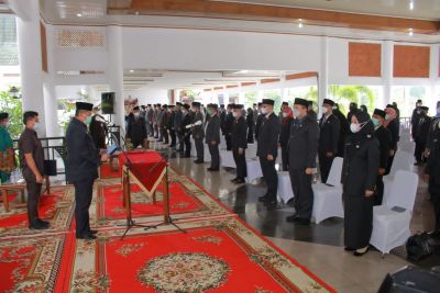 Lantik 170 ASN Jadi Pejabat, Bupati Alfedri Ajak Jajarannya Tingkatkan Sense of Crisis