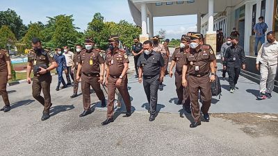 Monev WBK/WBBM, Wakil Jaksa Agung RI Setia Untung Arimuladi Kunker di Kejari Kampar
