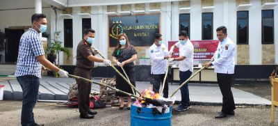 Musnahkan Barang Bukti Dari 239 Perkara, Kajari Kampar: Pencegahan Narkoba Itu Penting