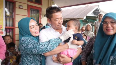 Pastikan Pelayanan Kesehatan Berjalan, Bupati Tinjau Pelaksanaan Pemberian Imunisasi Polio