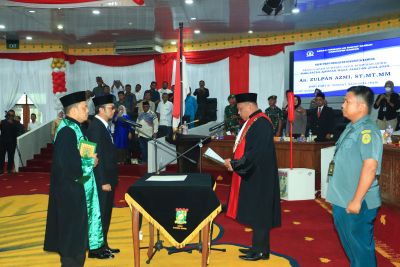 Pelantikan dan Sumpah Jabatan Wakil Ketua DPRD Kampar, Zulfan Azmi Digelar Rapat Paripurna