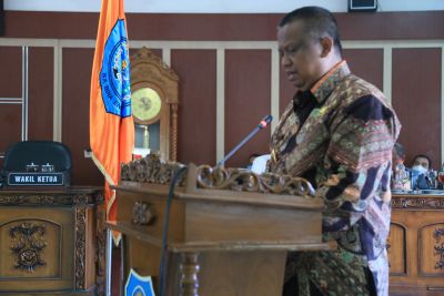 Pj. Bupati Labuhanbatu Sampaikan Ranperda Retribusi Pengendalian Menara Telekomunikasi