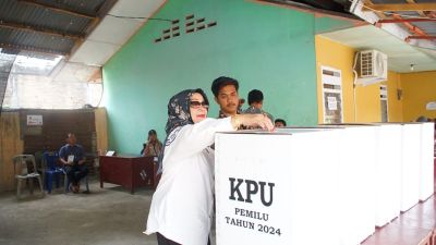 Plt Bupati Labuhanbatu Gunakan Hak Suara