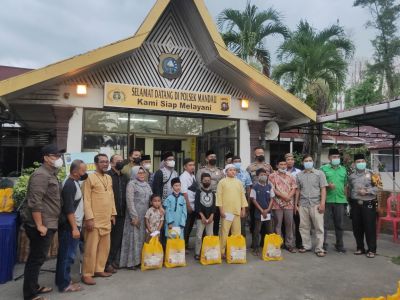 Polsek Mandau, Menyantuni puluhan anak yatim di momen bulan suci Ramadan