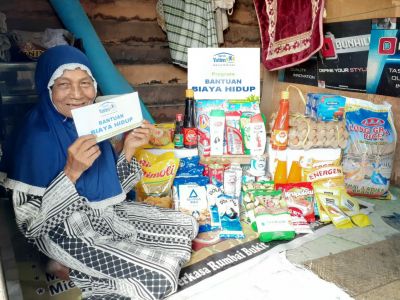 Rumah Yatim Berikan Bantuan Untuk  Nurhayati,Lansia Pantang Meminta-Minta