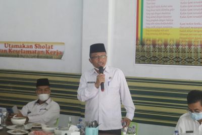 Sekda Arfan Resmikan RM Young Bengkalis Cabang Siak