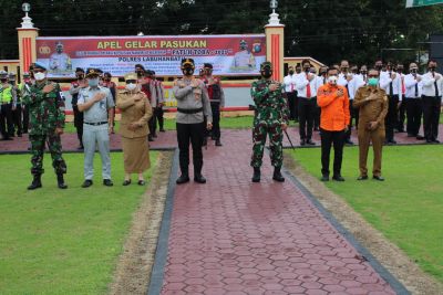Wabub Labuhanbatu Hadiri Apel Gelar Pasukan OPS Toba 2021