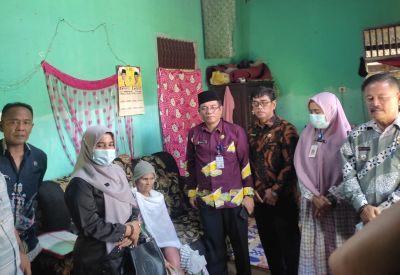 Warga terkendala  berobat Kanker Karsinoma,Bupati Dr.Suhardiman Amby instruksikan Dinas kesehatan